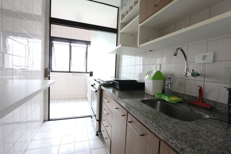 Apartamento à venda com 70m², 2 quartos e 2 vagascozinha