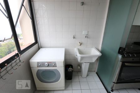 Apartamento à venda com 70m², 2 quartos e 2 vagasarea de serviço