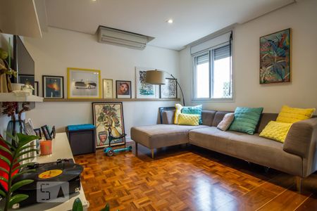 Apartamento para alugar com 112m², 2 quartos e 2 vagas Apartamento para alugar com 112m², 2 quartos e 2 vagasSala de estar