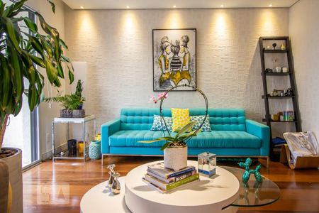 Apartamento para alugar com 112m², 2 quartos e 2 vagas Apartamento para alugar com 112m², 2 quartos e 2 vagasSala de estar