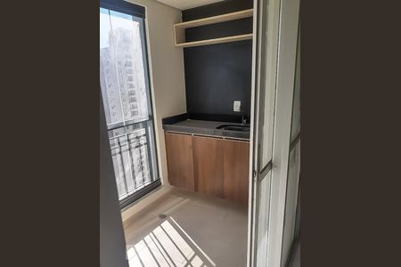 Apartamento à venda com 64m², 2 quartos e 1 vaga Apartamento à venda com 64m², 2 quartos e 1 vagaVaranda