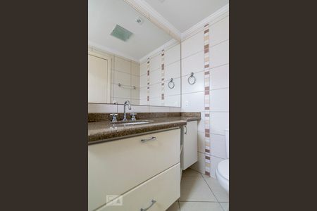 Banheiro da Suite de apartamento à venda com 3 quartos, 75m² em Campestre, Santo André
