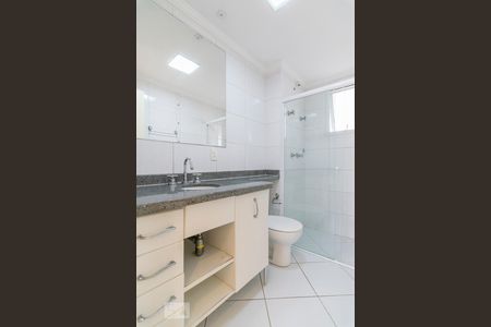 Apartamento à venda com 75m², 3 quartos e 2 vagasBanheiro