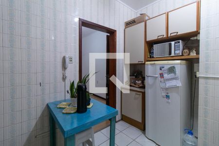 Apartamento à venda com 38m², 1 quarto e sem vaga Apartamento à venda com 38m², 1 quarto e sem vagaCozinha e Área de Serviço