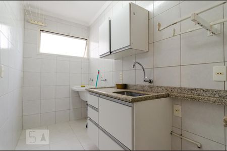 Cozinha de kitnet/studio à venda com 1 quarto, 40m² em Cambuí, Campinas