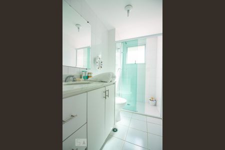 Apartamento à venda com 135m², 3 quartos e 2 vagas Apartamento à venda com 135m², 3 quartos e 2 vagasBanheiro