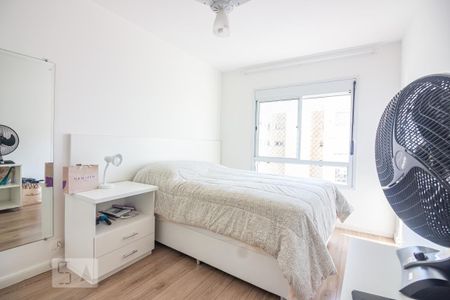 Apartamento à venda com 135m², 3 quartos e 2 vagas Apartamento à venda com 135m², 3 quartos e 2 vagasQuarto 2