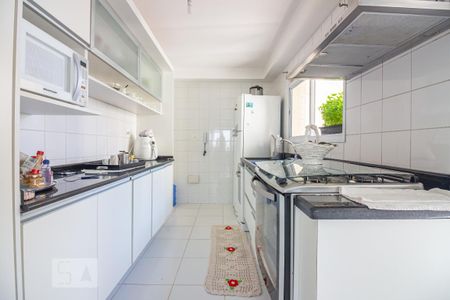 Apartamento à venda com 135m², 3 quartos e 2 vagas Apartamento à venda com 135m², 3 quartos e 2 vagasCozinha