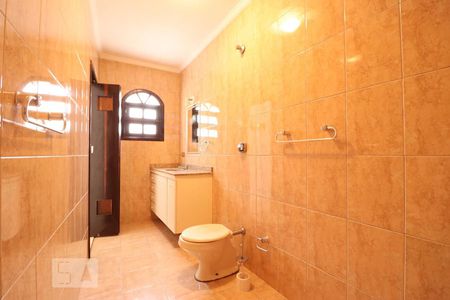 Banheiro - Quarto 1 de casa para alugar com 3 quartos, 240m² em Jardim Maria Rosa, Taboão da Serra