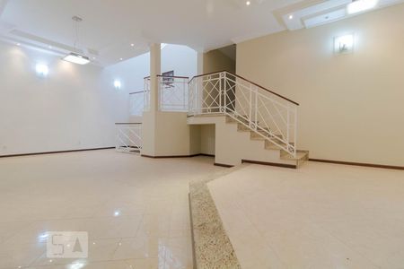 Sala de casa para alugar com 4 quartos, 330m² em Parque Imperador, Campinas