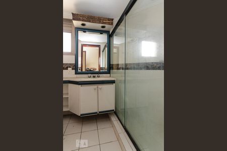 Apartamento para alugar com 335m², 4 quartos e 3 vagasBanheiro Social