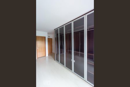 Casa de condomínio à venda com 433m², 4 quartos e 5 vagasSuíte 4