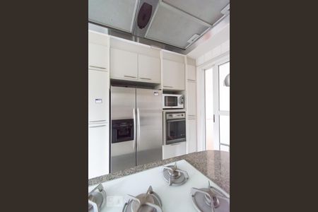 Casa de condomínio à venda com 433m², 4 quartos e 5 vagasCozinha