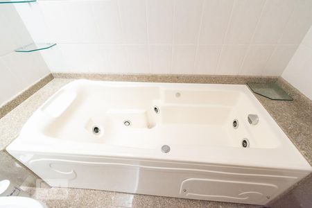 Casa de condomínio à venda com 433m², 4 quartos e 5 vagasBanheiro Suíte 3