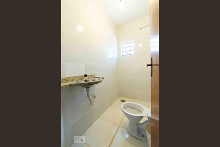 Banheiro de apartamento para alugar com 1 quarto, 35m² em Setor Habitacional Vicente Pires (taguatinga), Brasília