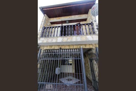 Casa à venda com 110m², 3 quartos e 1 vaga Casa à venda com 110m², 3 quartos e 1 vagafachada