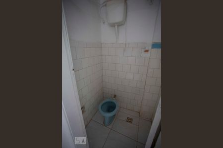 Banheiro de Serviço de casa de condomínio para alugar com 3 quartos, 100m² em Centro, Niterói