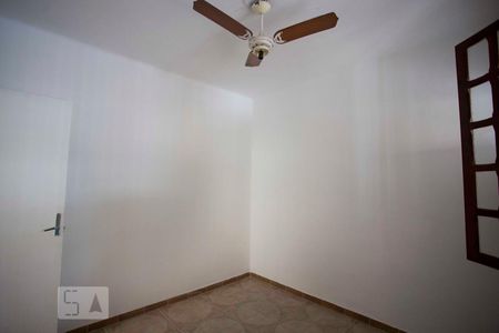 Casa de condomínio para alugar com 100m², 3 quartos e 2 vagas Casa de condomínio para alugar com 100m², 3 quartos e 2 vagasQuarto 1