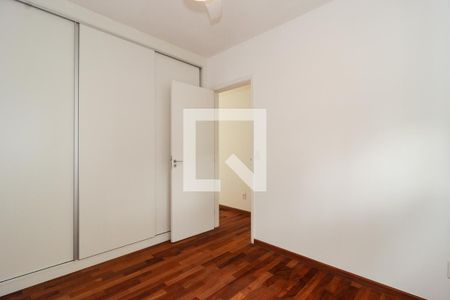 Apartamento à venda com 69m², 2 quartos e 2 vagasQuarto 2