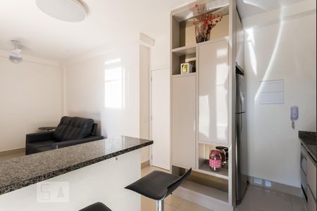 Cozinha de apartamento à venda com 2 quartos, 55m² em Ouro Preto, Belo Horizonte