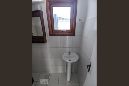 Banheiro  Torneira de casa de condomínio para alugar com 2 quartos, 60m² em Rondônia, Novo Hamburgo