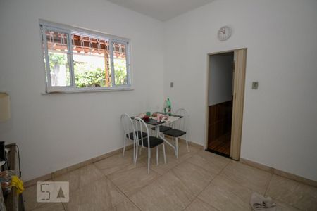 Casa para alugar com 530m², 3 quartos e 2 vagas Casa para alugar com 530m², 3 quartos e 2 vagasCopa