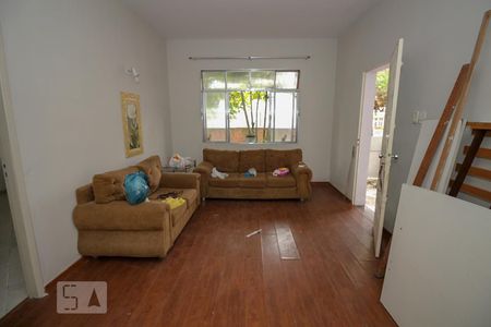 Sala de casa para alugar com 3 quartos, 530m² em Tanque, Rio de Janeiro