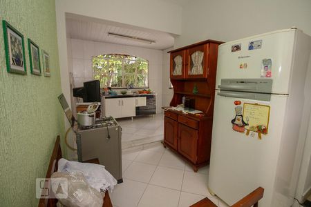 Casa para alugar com 530m², 3 quartos e 2 vagas Casa para alugar com 530m², 3 quartos e 2 vagasCozinha