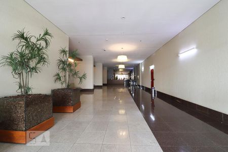 Studio para alugar com 41m², 1 quarto e 1 vaga Studio para alugar com 41m², 1 quarto e 1 vagaHall de Entrada