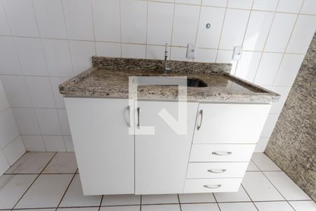 Apartamento para alugar com 70m², 2 quartos e 1 vaga Apartamento para alugar com 70m², 2 quartos e 1 vagaCozinha - Armários