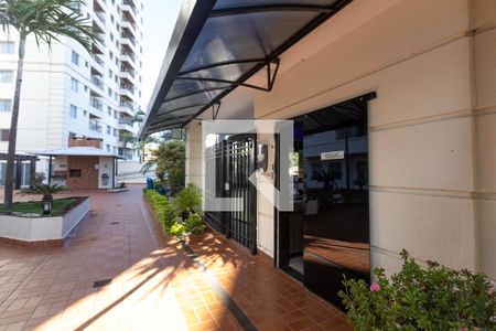 Apartamento para alugar com 70m², 2 quartos e 1 vaga Apartamento para alugar com 70m², 2 quartos e 1 vagaFachada e Portaria