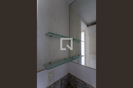 Banheiro de apartamento para alugar com 2 quartos, 70m² em Parque Amazônia, Goiânia
