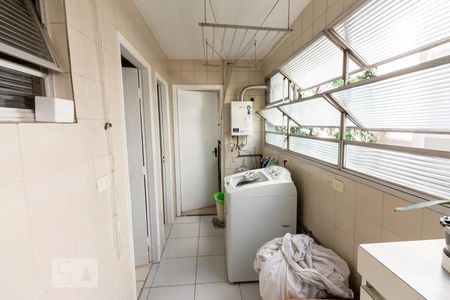 Apartamento para alugar com 204m², 4 quartos e 1 vaga Apartamento para alugar com 204m², 4 quartos e 1 vagaÁrea de Serviço