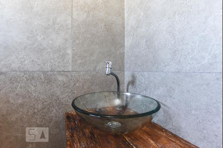 Banheiro de apartamento à venda com 2 quartos, 70m² em Nova Petrópolis, São Bernardo do Campo