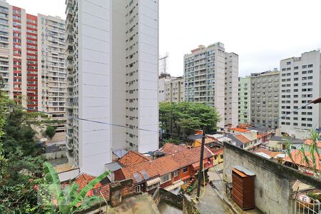 Vista Quarto 1. de casa de condomínio para alugar com 2 quartos, 40m² em Copacabana, Rio de Janeiro