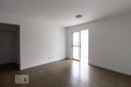 Sala de apartamento para alugar com 2 quartos, 73m² em Hugo Lange, Curitiba