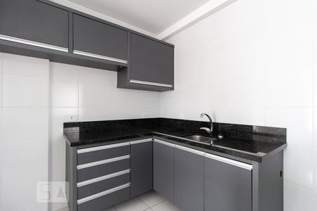 Apartamento para alugar com 73m², 2 quartos e 2 vagasCozinha