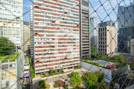 Apartamento para alugar com 172m², 3 quartos e 2 vagasVista do Quarto 2 (reversível)