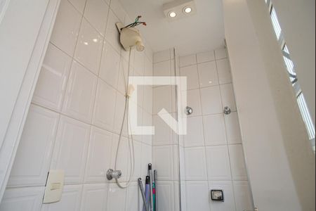 Apartamento para alugar com 172m², 3 quartos e 2 vagasBanheiro de Serviço