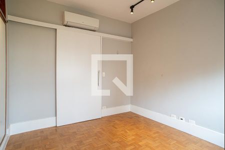 Apartamento para alugar com 172m², 3 quartos e 2 vagasQuarto 3 (reversível)
