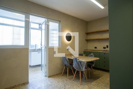 Apartamento para alugar com 172m², 3 quartos e 2 vagasCozinha