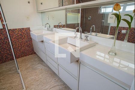 Apartamento para alugar com 172m², 3 quartos e 2 vagasBanheiro da Suíte