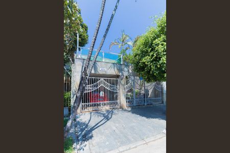 Casa para alugar com 70m², 2 quartos e sem vaga Casa para alugar com 70m², 2 quartos e sem vagaFachada