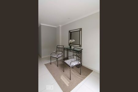 Apartamento à venda com 70m², 3 quartos e 1 vagaHal