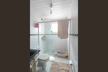 Banheiro Social de apartamento para alugar com 2 quartos, 70m² em Vila Romano, São Paulo