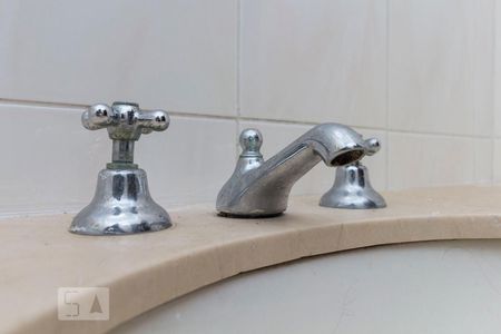 Casa à venda com 72m², 2 quartos e 1 vagaBanheiro Social