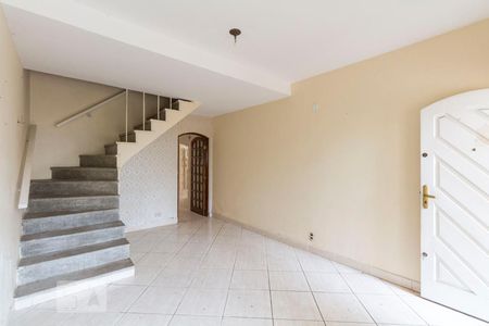 Casa à venda com 72m², 2 quartos e 1 vagaSala