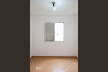 QUARTO 1 de apartamento para alugar com 2 quartos, 54m² em Vila Amélia, São Paulo