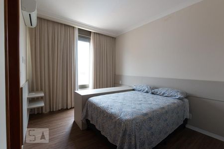 Casa de condomínio à venda com 300m², 4 quartos e 6 vagasQuarto 3