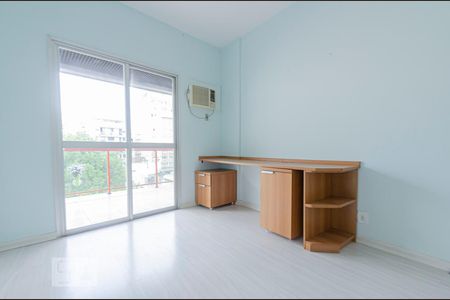 Apartamento à venda com 140m², 3 quartos e 2 vagasQuarto 3